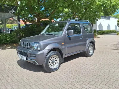 Gebraucht Suzuki Jimny Ranger 86 PS (63 kW) 2011 Grau SUV