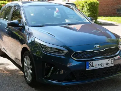 Gebraucht Kia Ceed Sportswagon 141 PS (103 kW) 2021 Blau Kombi