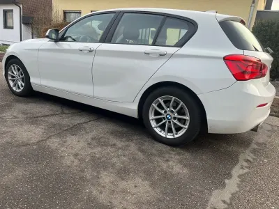 Gebraucht BMW 116 Urban Line 109 PS (80 kW) 2015 Weiß Kleinwagen