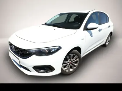 Gebraucht Fiat Tipo Easy 120 PS (88 kW) 2019 Weiß Limousine