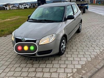 Gebraucht Skoda Fabia 68 PS (50 kW) 2010 Grau Kleinwagen