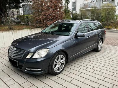 Mercedes E220