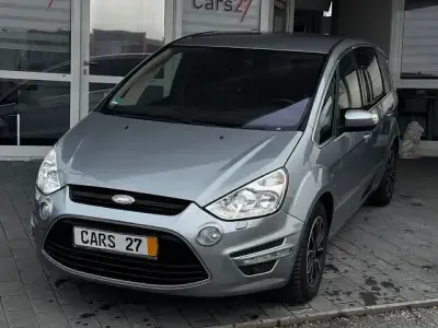 Gebraucht Ford S-MAX Titanium 160 PS (117 kW) 2011 Silber Van / Kleinbus
