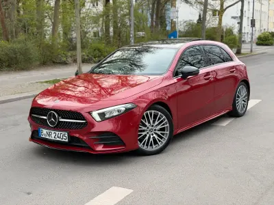 Gebraucht Mercedes A200 AMG line 163 PS (119 kW) 2020 Rot Limousine