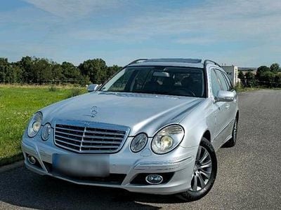 Mercedes E320