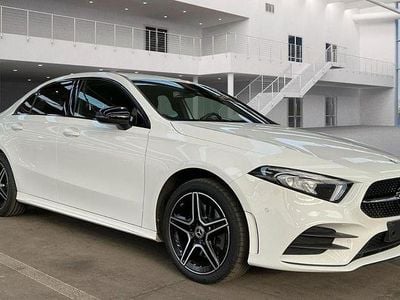 Weiß Gebraucht 2022 Mercedes A250 AMG line Limousine | 26.390 € (Fairer Preis)
