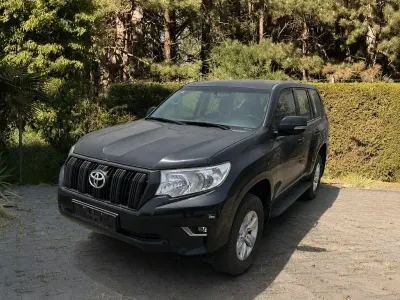 Gebraucht Toyota Land Cruiser Prado 177 PS (130 kW) 2022 Schwarz SUV