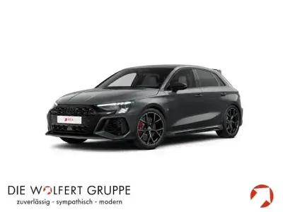 Gebraucht Audi RS3 Sportback Ambiente 400 PS (294 kW) 2024 Nimbusgrau perleffekt individuallackierungen audi exclusive Kleinwagen