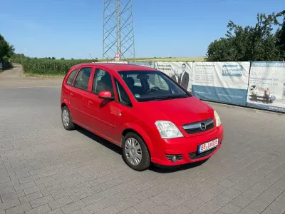 Gebraucht Opel Meriva Edition 90 PS (66 kW) 2009 Rot Van / Kleinbus