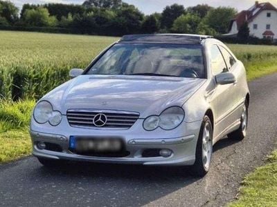 Silber Gebraucht 2001 Mercedes C230 Coupé | 4.700 € (Teuer)