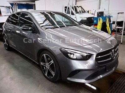 Mercedes B200