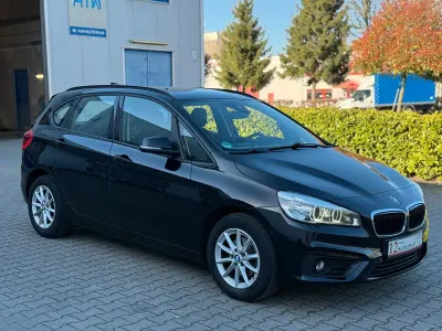 Używany BMW 218 Advantage 150 KM (110 kW) 2018 Czarny Kombi