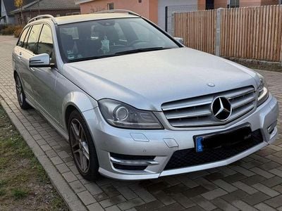 Gebraucht Mercedes C180 156 PS (114 kW) 2012 Grau Kombi