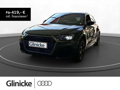 Neu Audi A1 S-Line 207 PS (152 kW) 2025 Distriktgrün metallic Kleinwagen