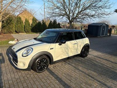 Weiß Gebraucht 2016 Mini Cooper Kleinwagen | 10.750 € (Guter Preis)