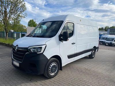 Second-hand Renault Master 136 CP (100 kW) 2020 Alb Monovolum