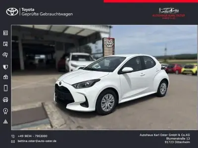 Gebraucht Toyota Yaris Business Edition 116 PS (85 kW) 2021 Schneeweiß Kleinwagen