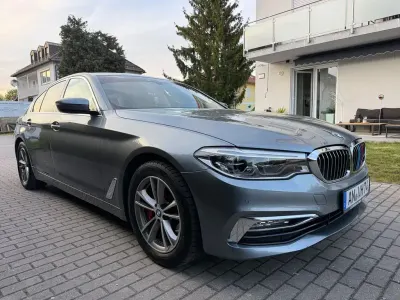 Usata BMW 530 Sport Line 265 CV (194 kW) 2017 Blu Berlina