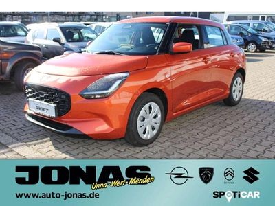 Neu Suzuki Swift Club 83 PS (61 kW) 2025 Orange (flame orange pearl metallic) Kleinwagen