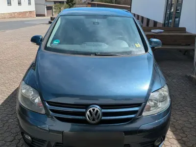 Usata VW Golf IV 105 CV (77 kW) 2006 Blu Berlina