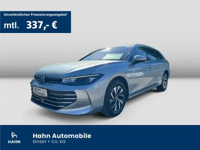 Gebraucht VW Passat Business 150 PS (110 kW) 2024 Oyster silver metallic Kombi