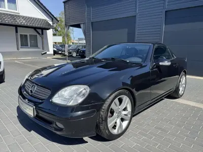 Gebraucht Mercedes SLK200 163 PS (119 kW) 2001 Schwarz Cabrio