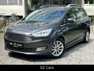 Gebraucht Ford Grand C-Max Titanium 150 PS (110 kW) 2019 Grau Van / Kleinbus