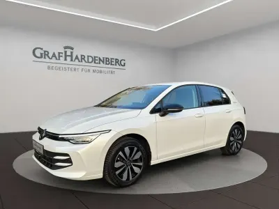 Gebraucht VW Golf VIII Goal 150 PS (110 kW) 2025 Weiß Limousine