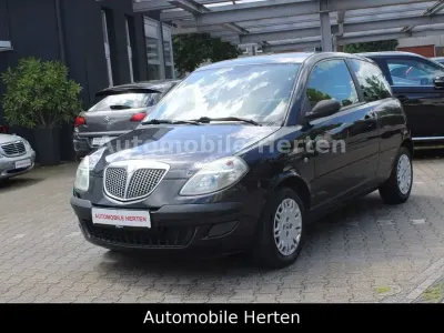 Gebraucht Lancia Ypsilon 60 PS (44 kW) 2004 Schwarz rockabilly/pergusa/bod Kleinwagen