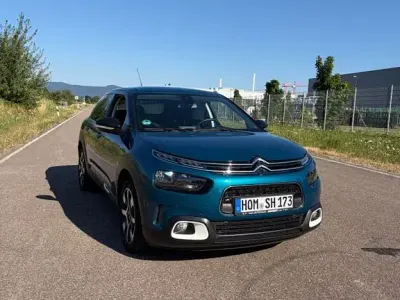 Gebraucht Citroën C4 PureTech 131 PS (96 kW) 2018 Blau Limousine