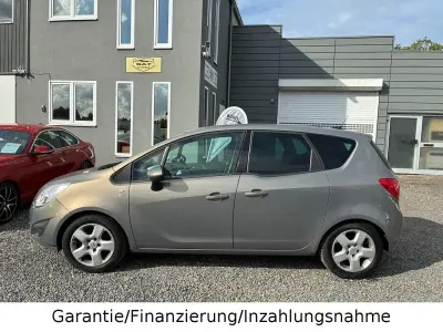 Gebraucht Opel Meriva 120 PS (88 kW) 2012 Braun Van / Kleinbus