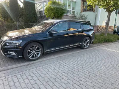 Gebraucht VW Passat Highline 190 PS (139 kW) 2017 Schwarz Kombi