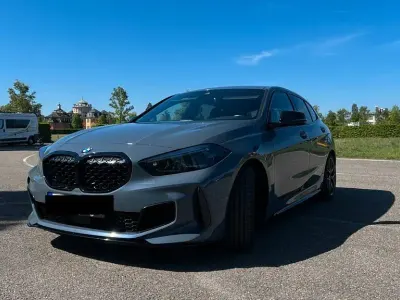Używany BMW M135 Performance 306 KM (225 kW) 2022 Szary Hatchback