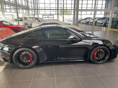 Porsche 911 Carrera GTS