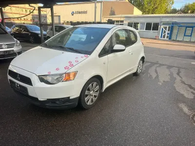 Occasion Mitsubishi Colt 75 PK (55 kW) 2012 Wit Hatchback