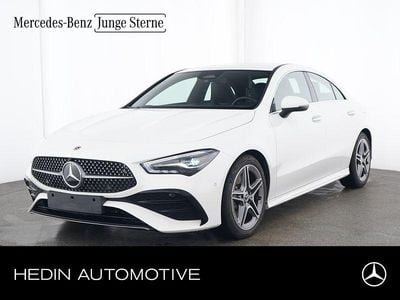 Weiß Gebraucht 2025 Mercedes CLA200 AMG Limousine | 38.998 € (Etwas zu teuer)