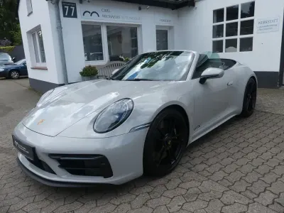 Begagnad Porsche 911 Carrera Cabriolet 480 HK (353 kW) 2024 Grå Cab