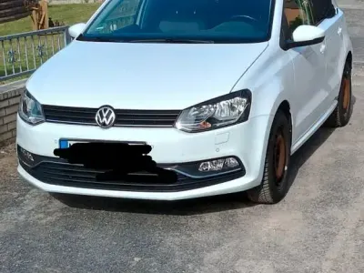 Gebraucht VW Polo Comfortline 90 PS (66 kW) 2016 Weiß Limousine
