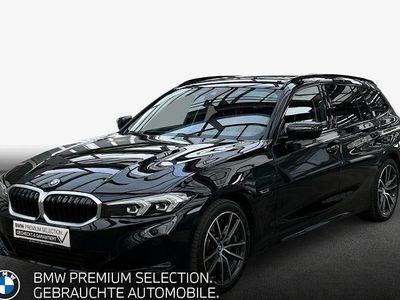 Gebraucht BMW 320e Sport Line 204 PS (150 kW) 2022 Schwarz Kombi