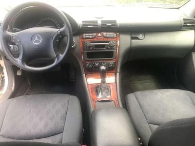 Mercedes C220