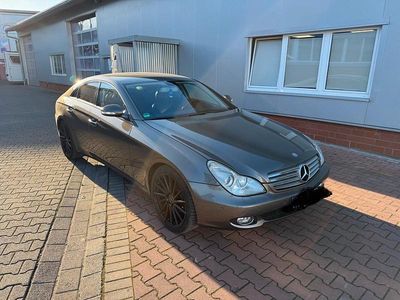 Gebraucht Mercedes CLS320 265 PS (194 kW) 2007 Grau Coupé