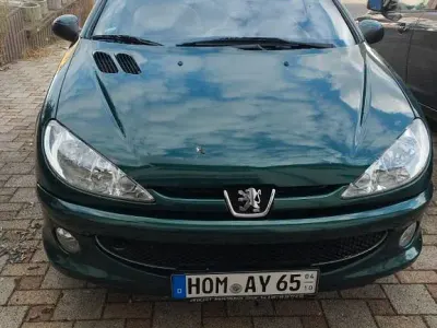 Gebraucht Peugeot 206 CC Roland Garros 109 PS (80 kW) 2003 Grün Cabrio