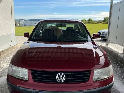 Brugt VW Passat 101 HK (74 kW) 1997 Rød Sedan
