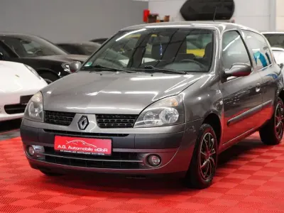 Occasion Renault Clio II 75 ch (55 kW) 2003 Gris Citadine
