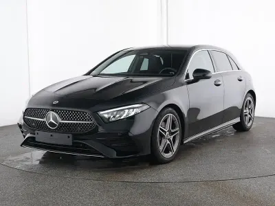 Gebraucht Mercedes A200 AMG 163 PS (119 kW) 2025 Schwarz Limousine