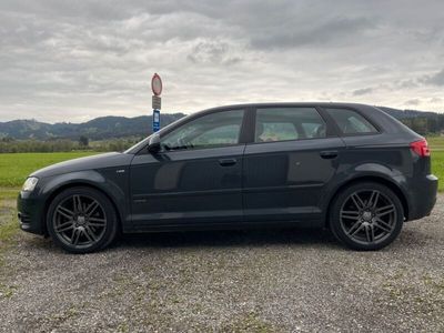 gebraucht Audi A3 Sportback 1.8 TFSI quattro S line Xenon