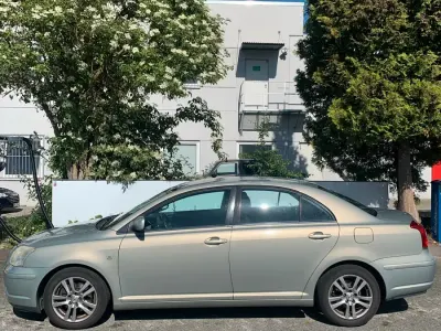 Gebraucht Toyota Avensis 147 PS (108 kW) 2006 Grün Limousine