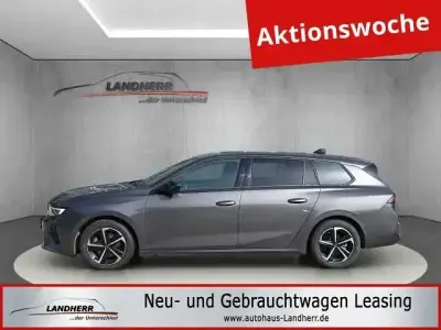 Gebraucht Opel Astra 131 PS (96 kW) 2025 Vulkan grau (metallic) Kombi