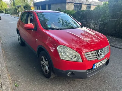 Gebraucht Nissan Qashqai Acenta 114 PS (83 kW) 2008 Red (s) SUV