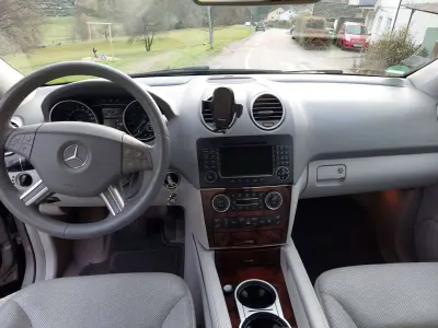 Gebraucht Mercedes ML350 272 PS (200 kW) 2008 Grau SUV